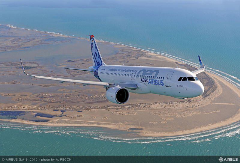قرارداد خرید ۱۰۰ فروند #هواپیما بین ایران و #ایرباس امضا شد۴۶ #A320 ۳۸ #A330۱۶ #A350 اولین هواپیما تا کمتر از یک ماه به دست ایران می‌رسدIranNewspaper