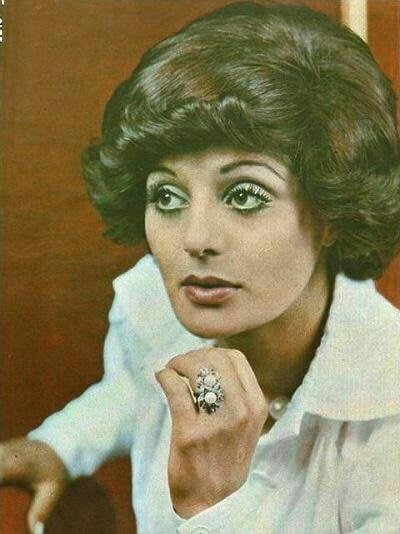 اونی که می‌خوند