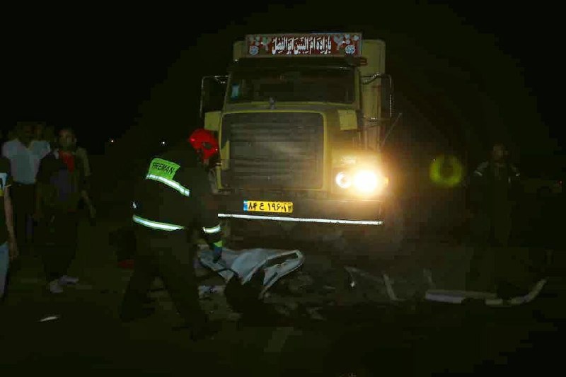دیشب در برخورد یک دستگاه کامیون با سواری سمند در جاده حبیب آبادِ شهرستان برخوار، #امام‌جمعه شهر #کمشچه که راننده سمند بود کشته شد.iribnews📡 @VahidOnlineدیشب در برخورد یک دستگاه کامیون با سواری سمند در جاده حبیب آبادِ شهرستان برخوار، #امام‌جمعه شهر #کمشچه که راننده سمند بود کشته شد.iribnews📡 @VahidOnline