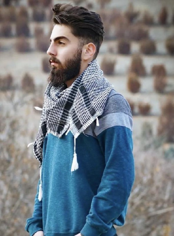 مراسم خاکسپاری  #هومن_عبداللهی جوان ۲۱ ساله اهل #سنندج که شامگاه چهارشنبه ۱۶ آذر با شلیک مستقیم نیروهای حکومتی کشته شد، ساعت ۳ بامداد امروز برگزار شد.نیروهای حکومتی شب گذشته پیکر وی را ربوده بودند تا خانواده را ناچار به خاکسپاری شبانه کنند.HengawO📡 @VahidOnlineمراسم خاکسپاری  #هومن_عبداللهی جوان ۲۱ ساله اهل #سنندج که شامگاه چهارشنبه ۱۶ آذر با شلیک مستقیم نیروهای حکومتی کشته شد، ساعت ۳ بامداد امروز برگزار شد.نیروهای حکومتی شب گذشته پیکر وی را ربوده بودند تا خانواده را ناچار به خاکسپاری شبانه کنند.HengawO📡 @VahidOnline