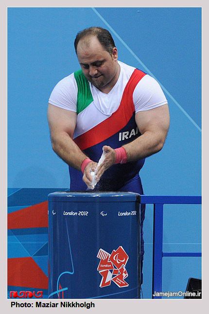 بعد از مصاحبه #علی_صادق‌زاده، ملی‌پوش #ممنوع‌الخروج #پارالمپیک #ریو۲۰۱۶ با همشهری؛ یک خیّر برای پرداخت ۵١۴ سکه #مهریه اعلام آمادگی کردtwitter.com/zamanabadim/status/769876386861449216📡 @VahidOnline