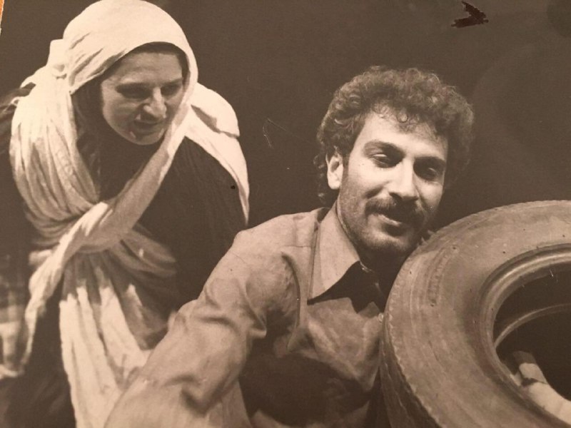 اصغر #فرهادی و پریسا #بخت‌آور، نمایش دانشجویی #ماشین‌نشین‌ها، سال ۷۳. عکس از آرشیو شهرام گیل‌آبادی.mmemarian