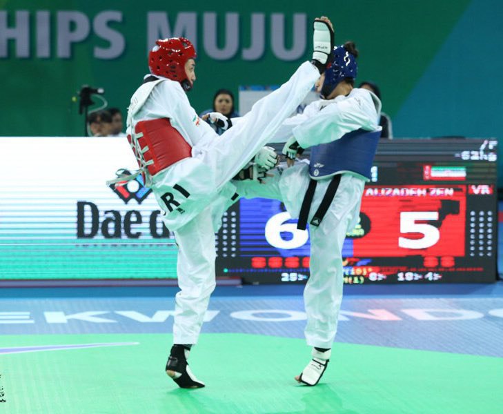 #کیمیاعلیزادهنخستین مدال نقره مسابقات جهانی #تکواندو رو بدست آورد تا آغازگرتاریخ مدال‌آوری #زنان در مسابقات #جهانی باشه.shin_mimm