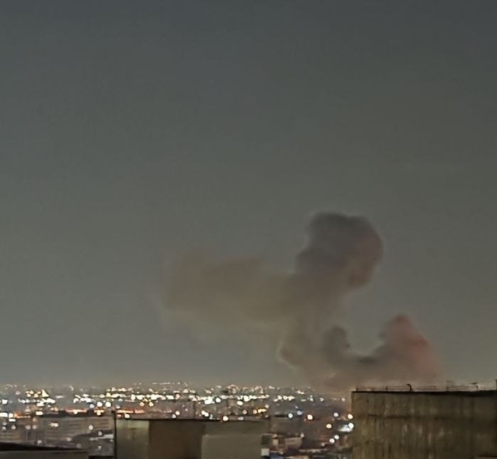 'جنت آباد جنوبی ۳.۳۰۵ تا صدا اومد  این یکی از آثارشه'سایر پیام‌های دریافتی بررسی نشده و تایید نشده که ممکن است درست یا نادرست باشند