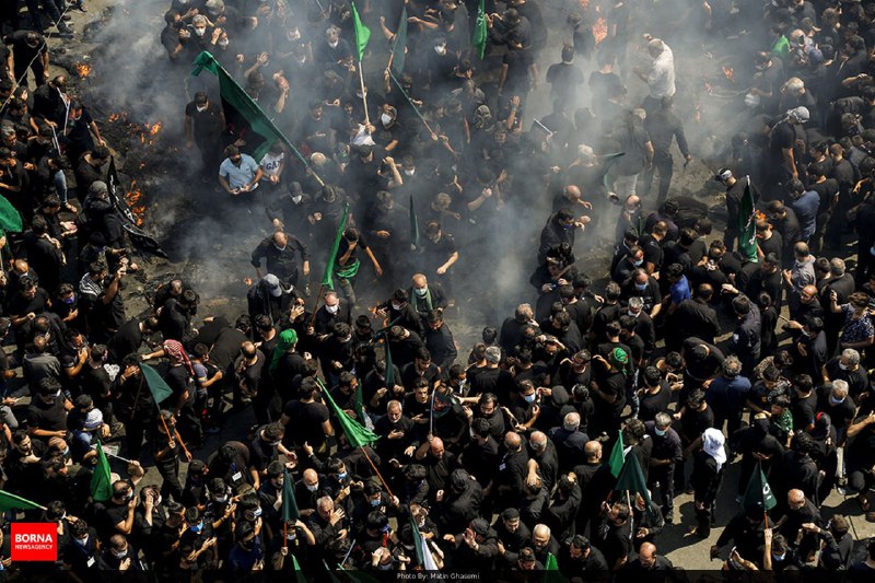 مراسم خیمه‌سوزان عاشورا در چهارراه #گلوبندک تهراناز نظر رعایت پروتکل‌های بهداشتی...عکس‌ها از متین قاسمی borna.news#به_کادر_درمانی_رحم_کنید rouholahvahdati, PejmanMousaviآره دیگه، این ماسک‌ها زره جادویی و اکسیر جاودانگیه که اینا اینجوری میلولن تو هم.Twittzan1با‌ورمممممم‌ نمیشه مال امساله.DavoodiMelikaوای از ۱۴ روز دیگه 