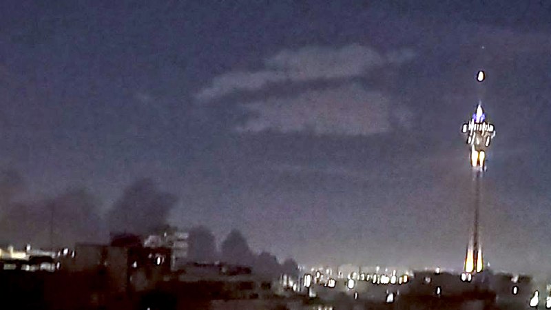 عکس‌های دریافتی از 'شعله و دود انفجار حمله ۴