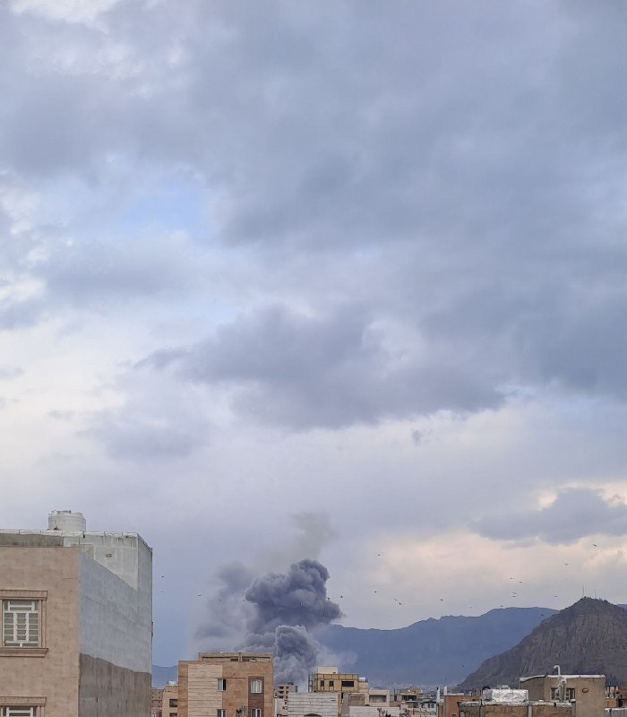 ویدیوی اول در شبکه‌های اجتماعی با شرح #خرم‌آباد پخش شده.شهروندی بدون ارسال تصویر نوشته