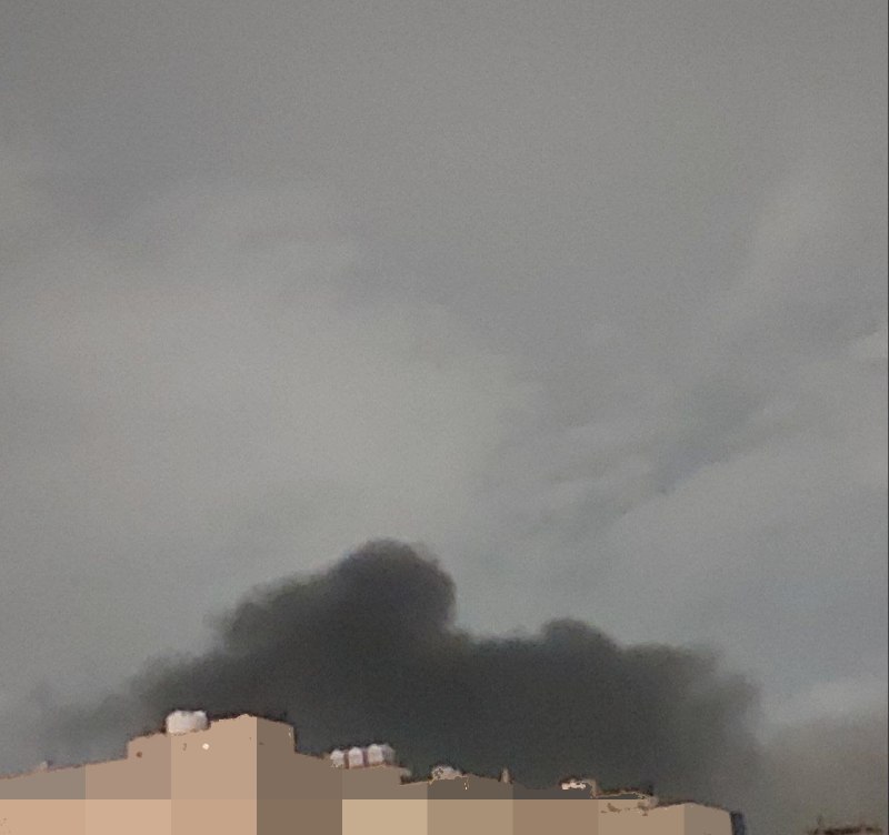 'انفجارها سمت قائمیه #اصفهان حدود ساعت ۲۱'تصاویر دریافتی از شهروندان، دوشنبه ۳ فروردینVahid📡 @VahidOnline'انفجارها سمت قائمیه #اصفهان حدود ساعت ۲۱'تصاویر دریافتی از شهروندان، دوشنبه ۳ فروردینVahid📡 @VahidOnline