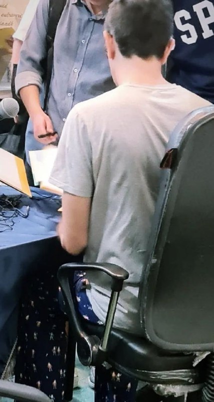 پایتون با پیژامه sam__sparks_#جادی با شلوارک رفته دانشگاه خواجه‌نصیر، حراست راهش نداده، آخر با پیژامه گل‌گلی رفته تو! justchangingunبا شلوارک راه ندادنش، با شلوار گل‌گلی رفته دانشگاه تا تقدیر بشه.hamonkoskhole📡 @VahidOnlineپایتون با پیژامه sam__sparks_#جادی با شلوارک رفته دانشگاه خواجه‌نصیر، حراست راهش نداده، آخر با پیژامه گل‌گلی رفته تو! justchangingunبا شلوارک راه ندادنش، با شلوار گل‌گلی رفته دانشگاه تا تقدیر بشه.hamonkoskhole📡 @VahidOnline