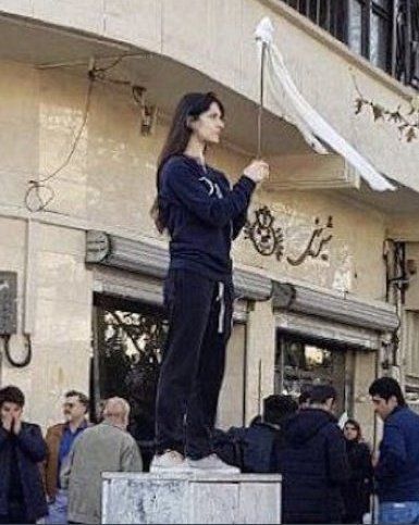 ۶ دیروز جهانی نه به حجاب اجباری#ویدا_موحد📡 @VahidOnline۶ دیروز جهانی نه به حجاب اجباری#ویدا_موحد📡 @VahidOnline