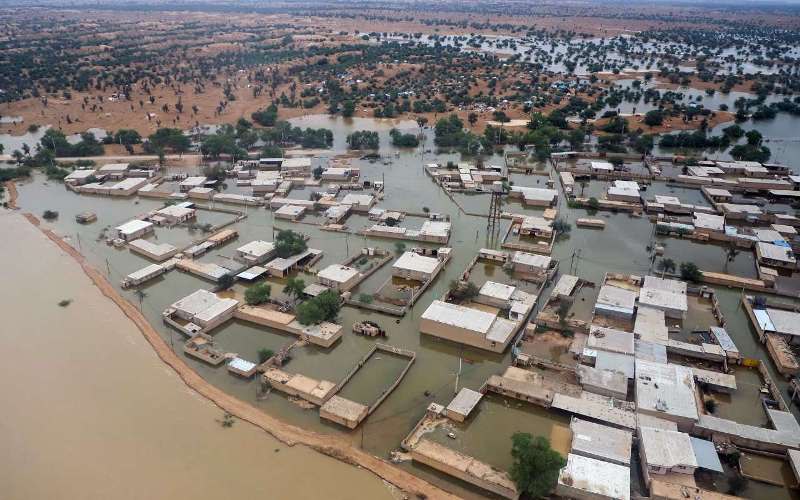 استانداری خوزستان به دلیل خطر وقوع مَد اکبر در آبادان، خرمشهر و شادگان حالت فوق‌العاده اعلام کرد. شدت مد در نیمه ماه قمری و هنگام کامل شدن ماه، بیشتر از مدهای عادی است که به مد اکبر معروف است. در این حالت به دلیل بالا آمدن بیش از حد آب دریا، احتمال بازگشت آب از دریا به درون رودخانه و نهرها و طغیان آنها زیاد است.euronews_pe - IRNA_1313#مد_اکبر📡 @VahidOnline