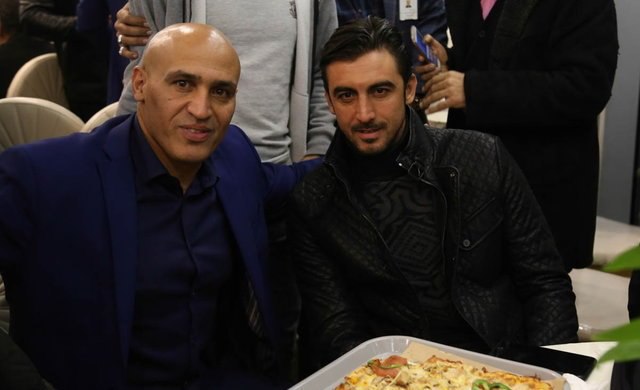 #استقلال به نیابت از #رحمتی و #منصوریان از #میناوند شکایت میکند.او درتلویزیون رحمتی را #پنگوئن و منصوریان را #شیشعلی نامید.bbcpersiansport