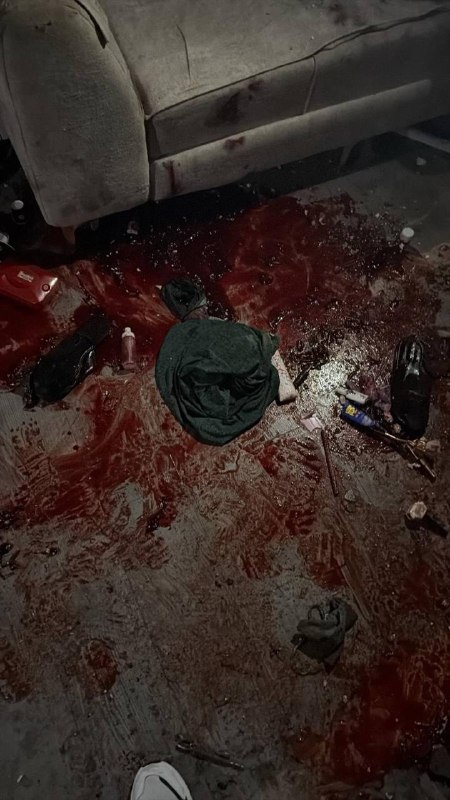 امدادگران فلسطینی می‌گویند دست‌کم چهار نفر در یک حمله موشکی جمهوری اسلامی ایران کشته شدند.خبرگزاری آسوشیتدپرس با اعلام این خبر در روز چهارشنبه نوشت که این نخستین تلفات در کرانه باختری در جریان درگیری‌های جاری با جمهوری اسلامی است.@VahidHeadline 📡 @VahidOnlineامدادگران فلسطینی می‌گویند دست‌کم چهار نفر در یک حمله موشکی جمهوری اسلامی ایران کشته شدند.خبرگزاری آسوشیتدپرس با اعلام این خبر در روز چهارشنبه نوشت که این نخستین تلفات در کرانه باختری در جریان درگیری‌های جاری با جمهوری اسلامی است.@VahidHeadline 📡 @VahidOnline