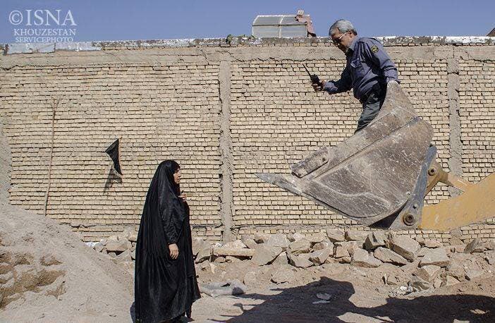 ده تا تویت نوشتم و پاک کردم هیچ حرف و جمله ای گویا تر از تصویر نیست.#عربها_را_خانه_خراب_نکنید Nazarsanji2, FSeifikaran#روستای_ابوافضل📡 @VahidOnline