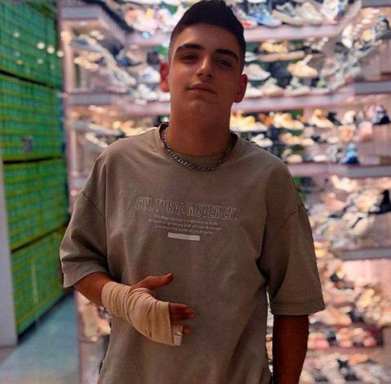 ⚠️ چهره بی‌جان نوجوان ۱۷ سالهتصاویر دریافتی با شرح