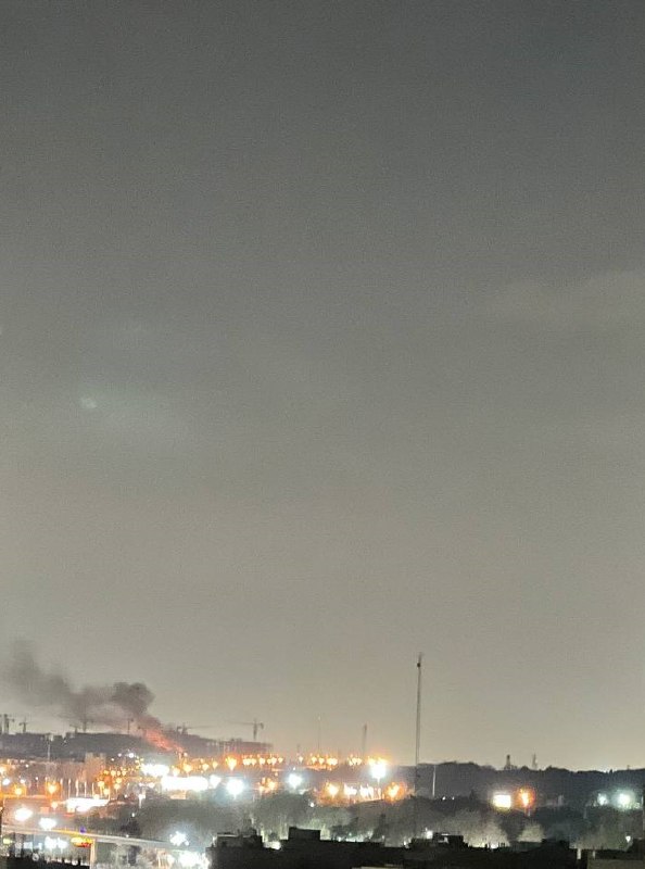 موج پیام‌های دریافتی از حدود ساعت ۳