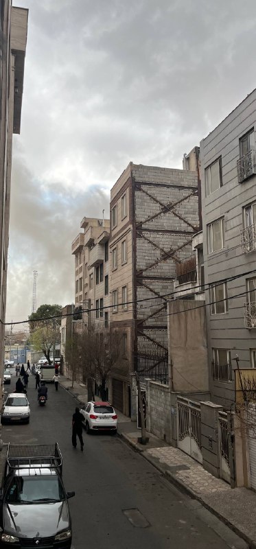 'کلانتری ۱۲۱ سلیمانیه شاهد در خیابان نبرد #تهران، پایین پیروزی رو ساعت ۱۴ زدند.'تصاویر دریافتی از شهروندان، دوشنبه ۱۱ اسفندVahid📡 @VahidOnline'کلانتری ۱۲۱ سلیمانیه شاهد در خیابان نبرد #تهران، پایین پیروزی رو ساعت ۱۴ زدند.'تصاویر دریافتی از شهروندان، دوشنبه ۱۱ اسفندVahid📡 @VahidOnline