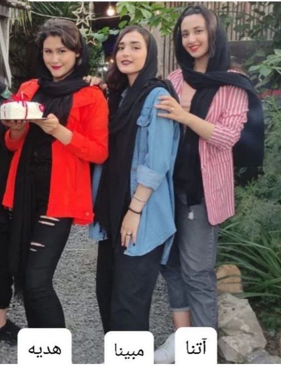 در روز ۱۲ آبان در لاهیجان همزمان با قتل حکومتی #عرفان_زمانی و مرگ بسیجی حمید پورنوروز، ۹ زن از جمله ۳ دانش‌آموز و یک معلم بازداشت شدند. این زنان برای اعتراف به اتهامات واهی و سنگین که ممکن است به قیمت احکام غیرقابل بازگشت تمام شود، تحت شکنجه و فشارند.masoudkazemi81