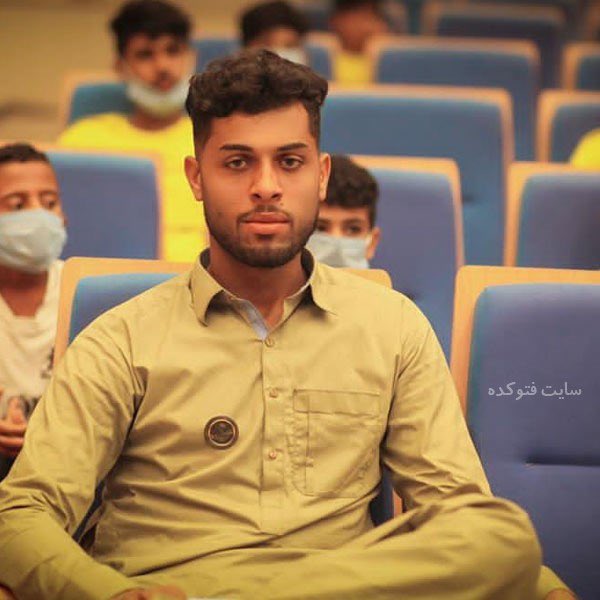 سعید پیرامون، محمد احمدزاده و مصطفی کیانی،‌ سه بازیکن ملی‌پوش تیم فوتبال ساحلی ایران به اردوی تدارکاتی در قشم دعوت نشده‌اند.رسانه‌ها در ایران اعلام کرده‌اند که آنها به دلیل «رفتار‌های هنجارشکنانه» در فینال جام بین‌قاره‌ای در دبی، «۶ ماه محروم شده‌اند.»bbcpersian#سعید_پیرامون بازیکن فوتبال ساحلی که سمبلیک مو قیچی کرد و از اردو آسیا خط خورد اهل #چابهار/بلوچستانه.زنده‌باد سیستان و بلوچستان🫶🏻پاینده‌باد ایران✌🏻Mooniter📡 @VahidOnline