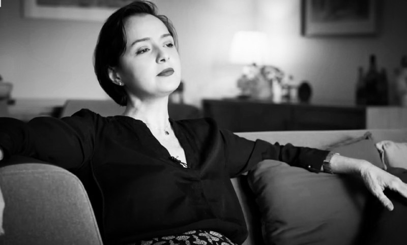 📱 youtube انتشار مستندی دربارۀ حمایت #ترانه_علیدوستی، بازیگر سینما، از اعتراضات «#زن_زندگی_آزادی» و پیامدهای این حمایت برای او، موج گسترده‌ای در دنیای آنلاین فارسی‌زبان به راه انداخته است