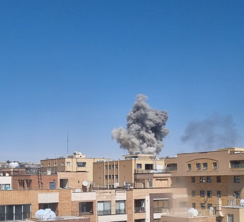 'سپاهانشهر #اصفهان ساعت ۱۲'عکس دریافتی، شنبه ۱۶ اسفندVahid📡 @VahidOnline