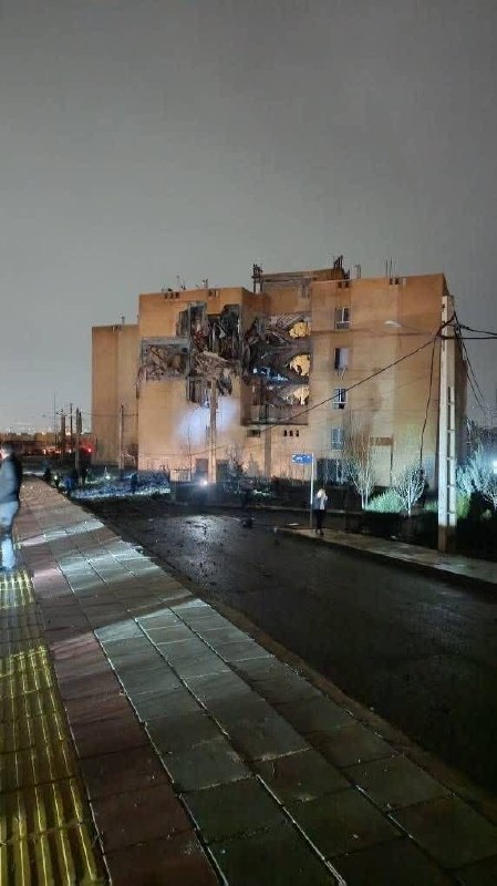 'شهر جدید #هشتگرد سمت فاز ۷، شهرک ایران خودرو، ساعت ۱