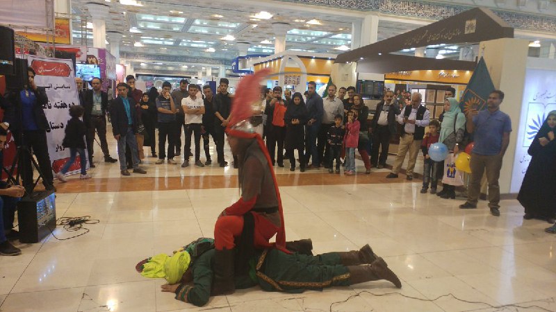 #نمایشگاه_مطبوعات های قبل از تو سوءتفاهم بود. roshannorouzi