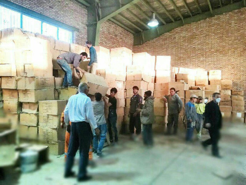 محموله کمک های انسان دوستانه مهاجرین #افغانستانی جهت ارسال به مناطق #زلزله زده غرب ایران VaghayeDaily