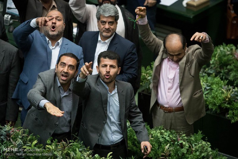 اینجا مجلسه لعنتی شوخی نیستشsbrhyd