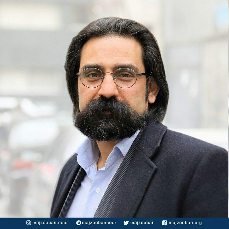 #رضا_انتصاری از مدیران وبسایت مجذوبان نور به ۷ سال حبس، ۷۴ ضربه شلاق، ۲ سال محرومیت‌های اجتماعی و ۲ سال تبعید به خواف + اجرایی شدن ۴ سال زندان تعلیقی توسط قاضی صلواتی محکوم شد. faezehabdipour