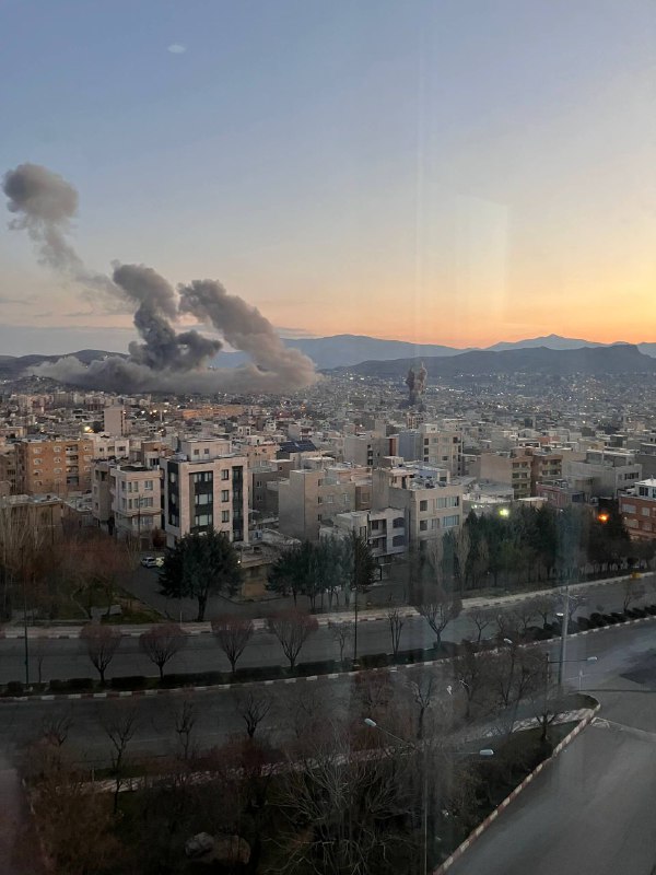 انفجارها در #سنندج کردستانتصاویر دریافتی از شهروندان، دوشنبه ۱۱ اسفندVahid📡 @VahidOnlineانفجارها در #سنندج کردستانتصاویر دریافتی از شهروندان، دوشنبه ۱۱ اسفندVahid📡 @VahidOnline