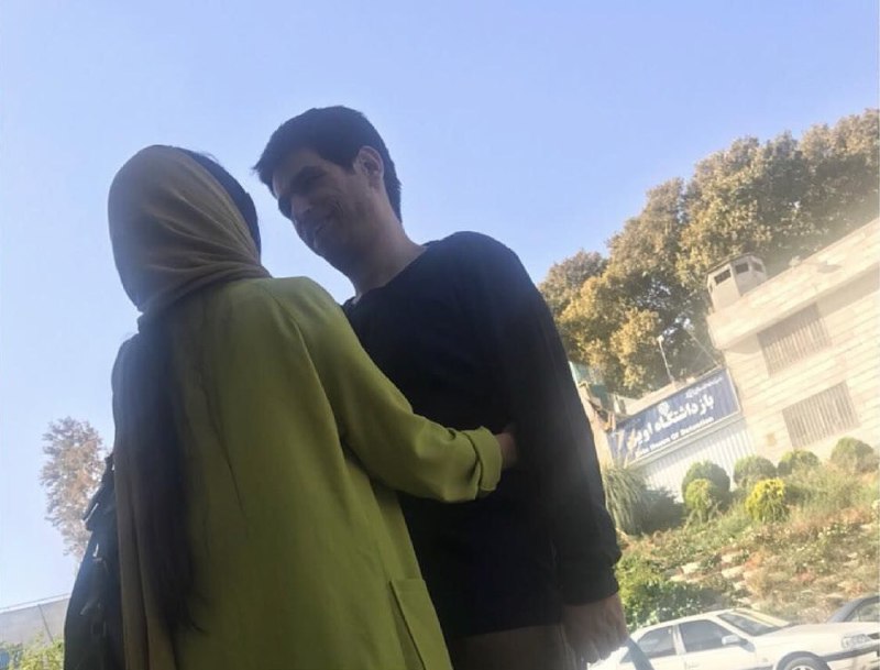 #احسان_مازندرانی، روزنامه نگار، بعد از دو‌سال از زندان آزاد شد iranbaan