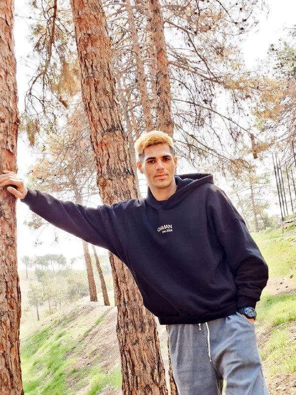 🎧🔞⚠️ پیکر بی‌جان با سر خونین'... جوون مردم رو با شلیک تیر جنگی به سرش کشتند... این است جمهوری اسلامی ...'تصاویر دریافتی با شرح