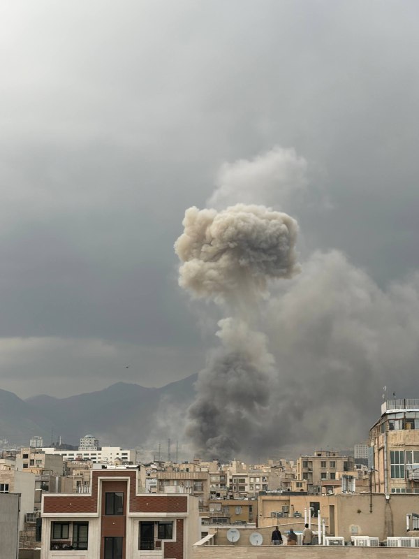 'مرزداران #تهران، حدود ساعت ۱۵'تصاویر دریافتی با شرح بالا، دوشنبه ۱۱ اسفندVahid📡 @VahidOnline'مرزداران #تهران، حدود ساعت ۱۵'تصاویر دریافتی با شرح بالا، دوشنبه ۱۱ اسفندVahid📡 @VahidOnline