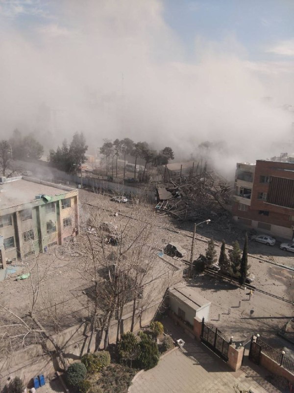 'پایگاه پنجم آگاهی #تهران در خیابان زنجان ساعت ۱۰