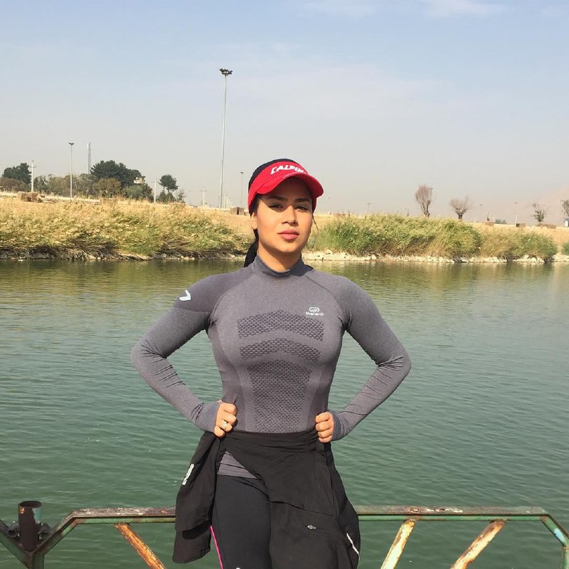 افسانه سپهری عضو تیم ملی قایقرانی ایران