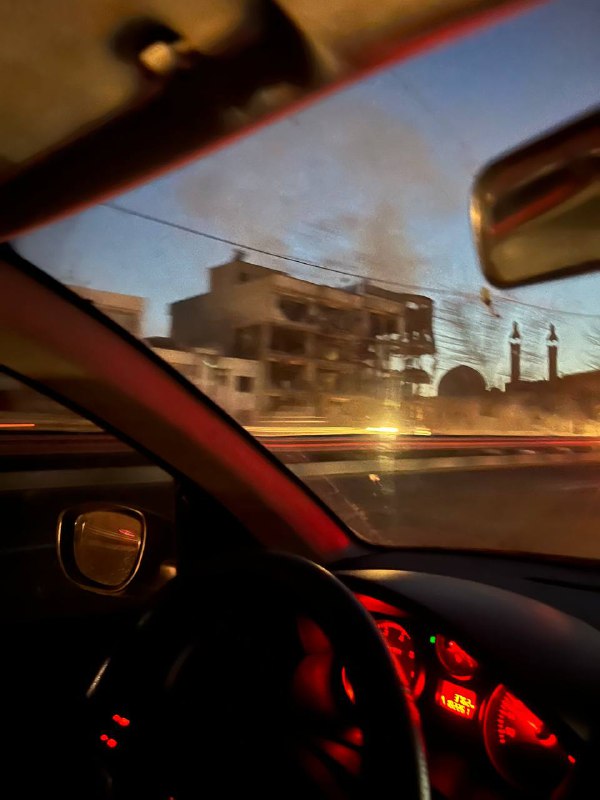 تصاویر دریافتی دیگر از ساختمان پست قبل در بزرگراه همتVahidمکان‌یابی از