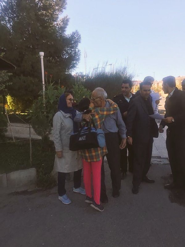 شادى بيضايى