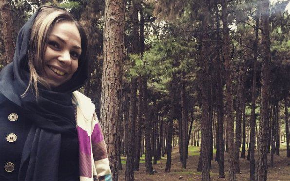 یک فعال حقوق زنان، خبرنگار و دبیر اجتماعی #خبرگزاری_برنا متعلق به وزارت ورزش به جرم #تعن «تبلیغ علیه نظام» بازداشت شداسمش #طاهره_ریاحی است.parhiz