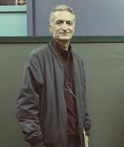 #محمدتقی_فلاحی، دبیر #کانون_صنفی_معلمان تهران، روز شنبه ۱۹ بهمن‌ توسط نیروهای اطلاعات سپاه پاسداران بازداشت شد.dw_persianکانون صنفی #معلمان ایران طی انتشار بیانیه ای در خصوص بازداشت #محمدتقی_فلاحی، دبیر این کانون، اعتراض خود را نسبت به رویه فشار مضاعف بر معلمان و فعالان صنفی ابراز کرده و خواهان آزادی بدون قید و شرط وی شده است. hra_news📡 @VahidOnline