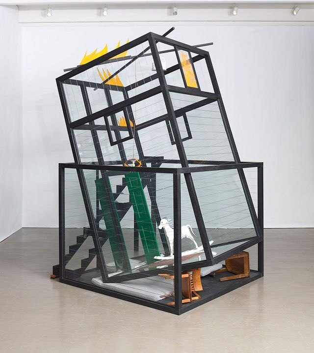 #سیا_ارمجانی مجسمه‌ساز و #معمار ایرانی‌تبار که در زمینه «پابلیک آرت» یا هنر عمومی شهرت داشت در سن ۸۱ سالگی #درگذشت.خبر درگذشت «#سیاوش_ارمجانی» یا همان سیا #ارمجانی ساعاتی پیش در صفحه رسمی اینستاگرام موزه هنر متروپولیتن نیویورک اعلام شد.tw