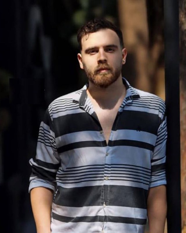 هه‌نگاو گزارش داده خانواده #عرفان_سلطانی امروز اجازه پیدا کردند خیلی کوتاه باهاش ملاقات کنند -خوشبختانه عرفان زنده است.MaryamMoqaddamدر ویدیویی که نسخه‌ای از آن به دست هه‌نگاو رسیده است، سمیه ملکیان، از بستگان عرفان سلطانی در آلمان، میگوید که امروز یکشنبه، ۲۸ دی ۱۴۰۴، به او اطلاع رسیده است که