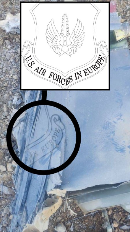 📝 بررسی تصاویری که رسانه‌های ایران از بقایای یک جنگنده منتشر کردند🔹روز سوم آوریل، رسانه‌های ایران به نقل از نیروهای مسلح گزارش دادند یک فروند جنگنده نیروی هوایی آمریکا بر فراز ایران سرنگون شده است.🔹در خبرها، ادعا شده که این جنگنده F-35 بوده اما بررسی دقیق‌تر تصاویر از سوی کارشناسان نشان می‌دهد که جنگنده از نوع F-15E استرایک ایگل است.🔹علت سقوط هنوز اعلام نشده و تا این لحظه سندی که نشان دهد این جنگنده به‌دست پدافند هوایی سرنگون شده، منتشر نشده است.🔹از جمله دلایلی که می‌توان گفت جنگنده مذکور از نوع F-15E بوده، این موارد است