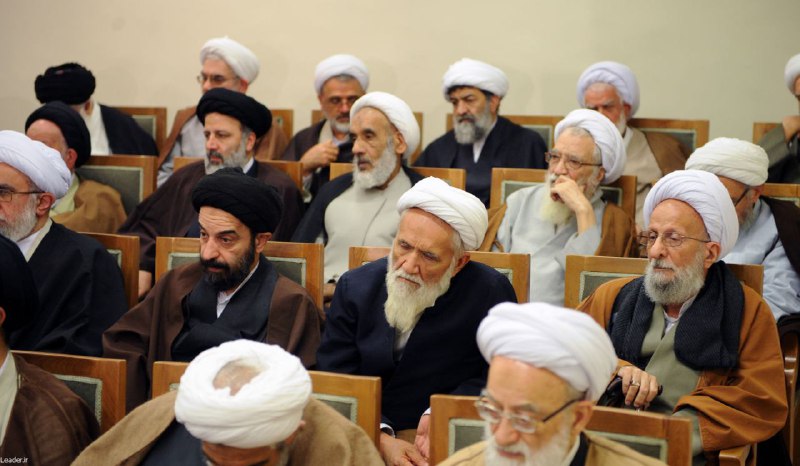 تو کاخ سفید #چالش_مانکن اجرا کردنما سال‌هاست داریم تو #مجلس_خبرگان این کار رو می‌کنیمP3Dr4m