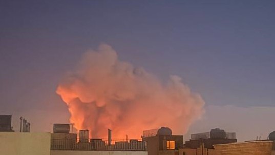 عکس‌های دریافتی از 'انفجارهای حمله به انبار مهمات در #اصفهان، ساعت ۲ بامداد'سه‌شنبه ۱۱ فروردینVahid📡 @VahidOnlineعکس‌های دریافتی از 'انفجارهای حمله به انبار مهمات در #اصفهان، ساعت ۲ بامداد'سه‌شنبه ۱۱ فروردینVahid📡 @VahidOnline