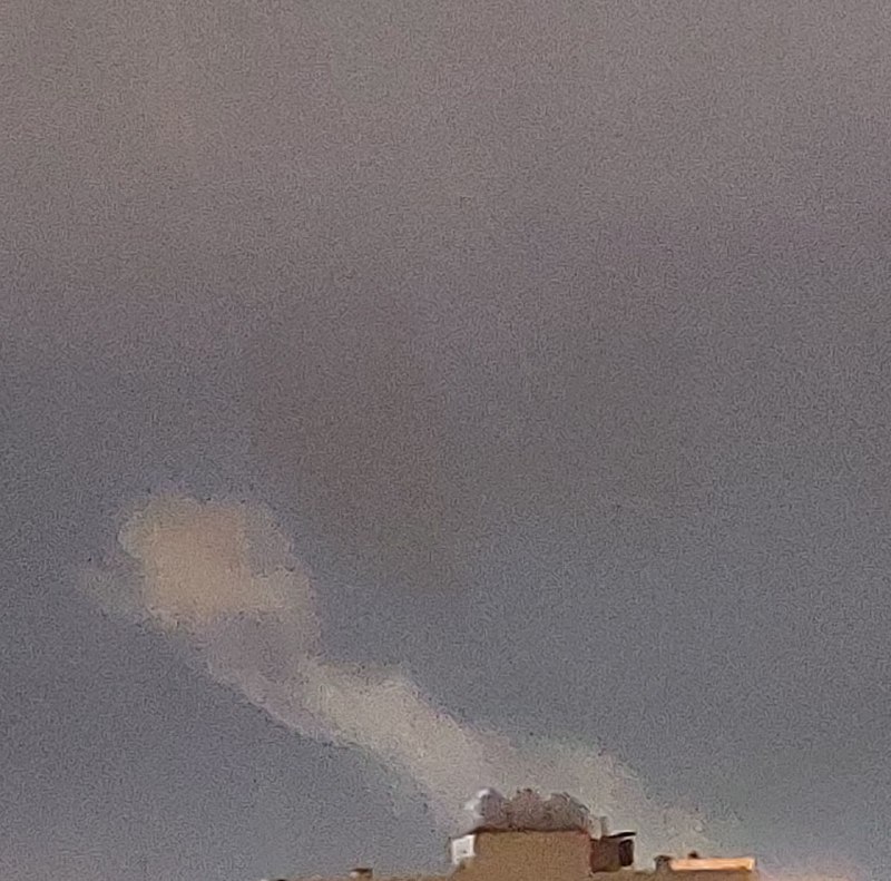 عکس از سمت مرداویج اصفهانپیام‌های دریافتی تایید نشده و بررسی نشده رو به محض دریافت با بقیه شریک می‌شم. هر کدوم ممکنه درست یا کاملا نادرست باشند