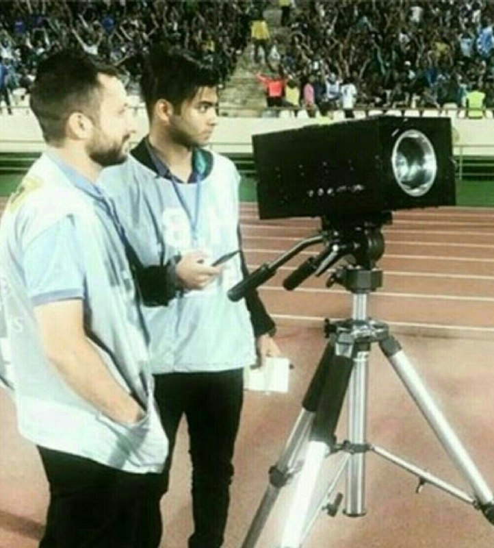 دستگاه #لیزریاب در ورزشگاه آزادی در بازی #استقلال تهران - #العین امارات VaghayeDaily