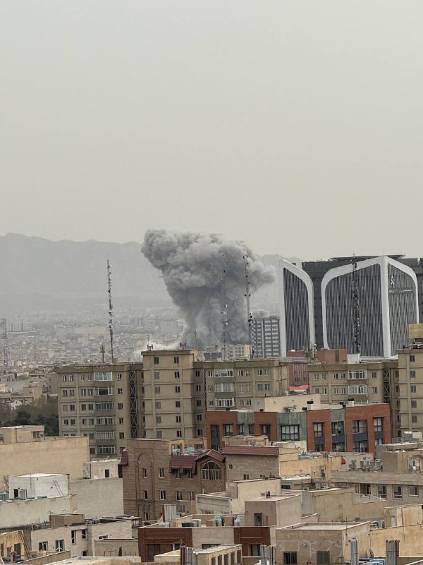 بنا بر پیام‌های دریافتی از شهروندان حدود ساعت ۱۴