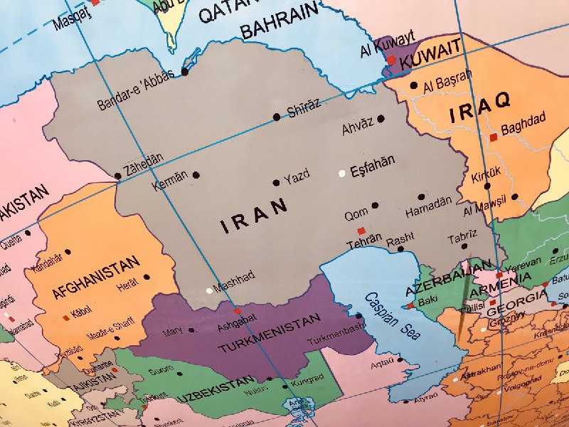 شمال و جنوب یک قرارداده، می‌شد برعکس قرارداد بشه.Keyumars2📷 Kayvan_Hosseini#جغرافیا #جهت_جغرافیایی #شمال_جنوب📡 @VahidOnlineشمال و جنوب یک قرارداده، می‌شد برعکس قرارداد بشه.Keyumars2📷 Kayvan_Hosseini#جغرافیا #جهت_جغرافیایی #شمال_جنوب📡 @VahidOnline