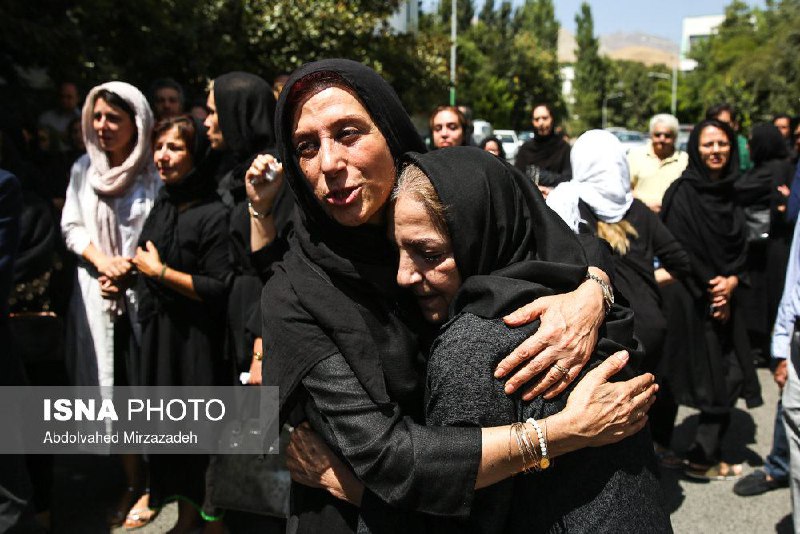 گزارش تصویری #ایسنا از خانه #داوود_رشیدی isna.ir/photo/95060103040📡 @VahidOnline